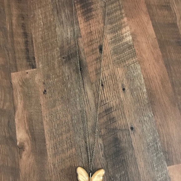 Assorted Necklaces - Picture 7 of 8